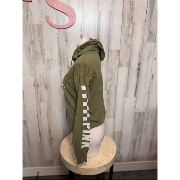 Victoria’s Secret green sweater cropped - Picture 2 of 9